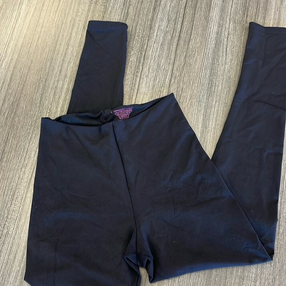 Commando Control perfect control leggings. Size L